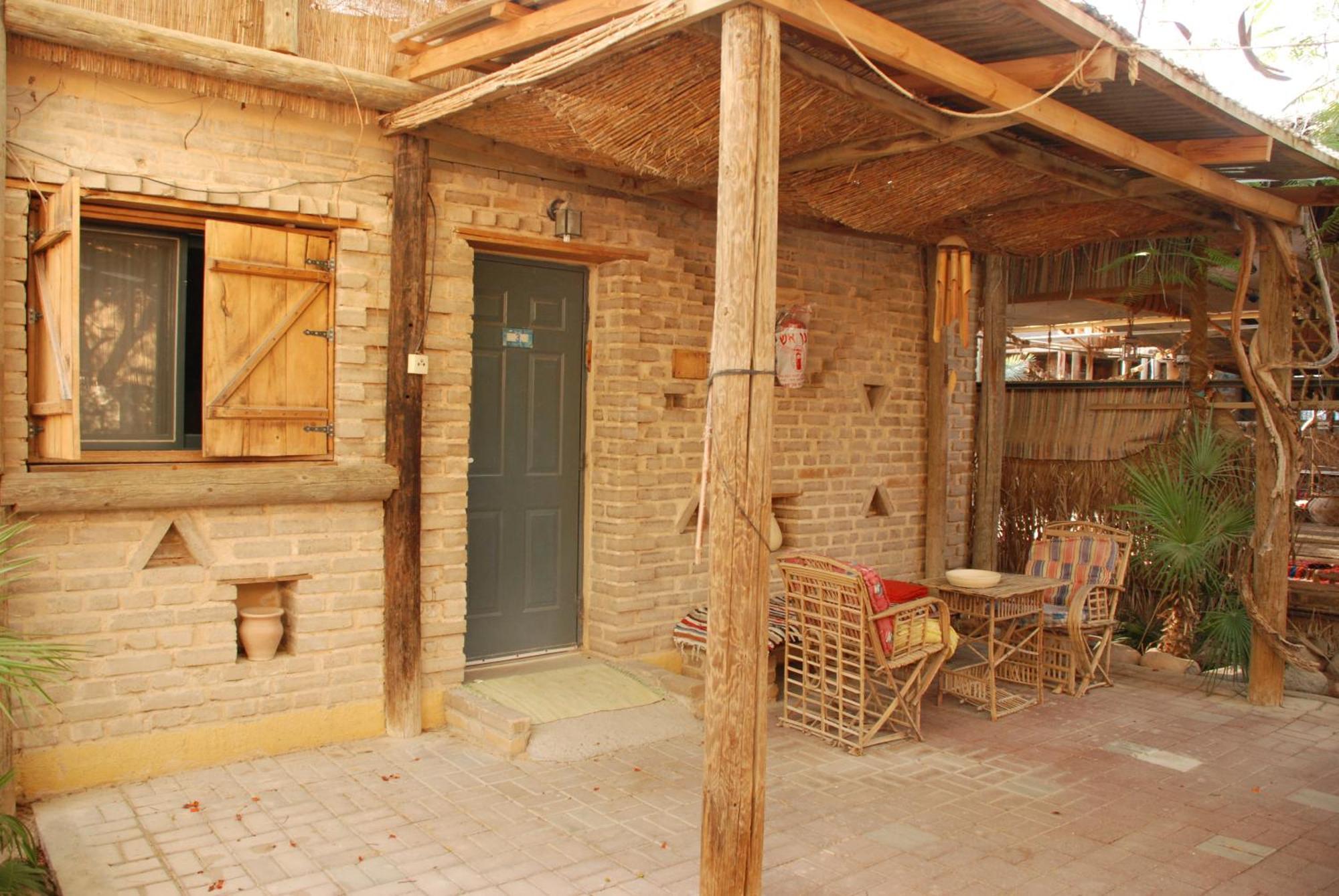 Desert Routes Inn Shvilim Ba Midbar Hazeva Exterior photo